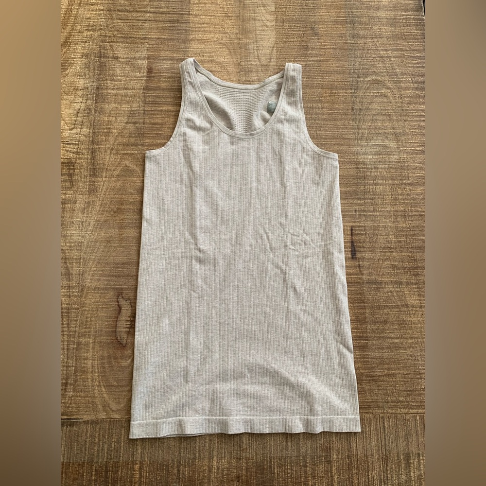 ATHLETA Pura Ribbed Tank in Oatmeal Womens Medium Stretch Design Activewear - Picture 4 of 11